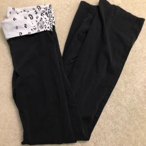 Victoria’s Secret yoga pants